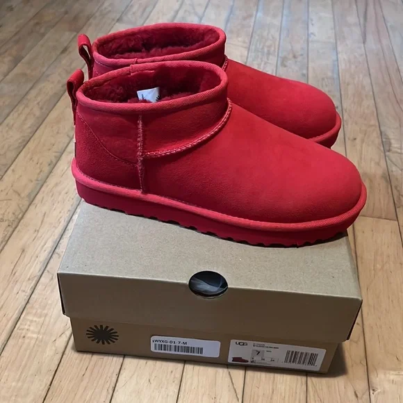 Ugg ultra mini